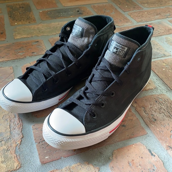 Converse men’s size 12